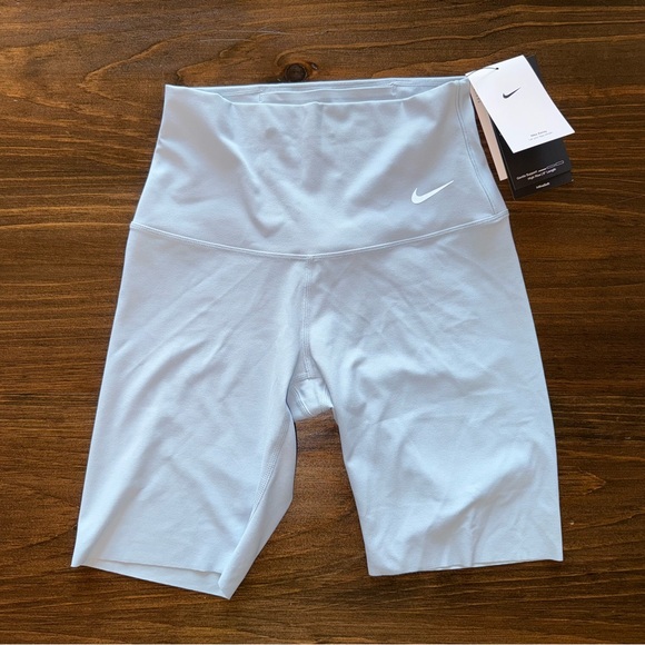 NWT Nike (XS) Brand New Light Blue 8" High Rise Biker Shorts - Picture 1 of 7